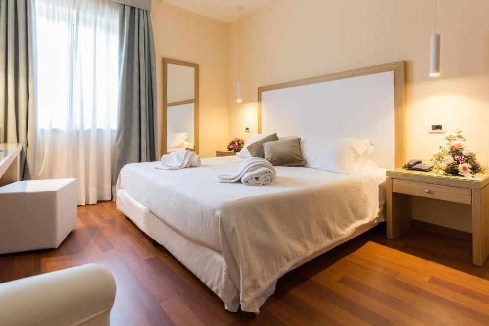 Hotel Villa Esperia Palermo Dış mekan fotoğraf